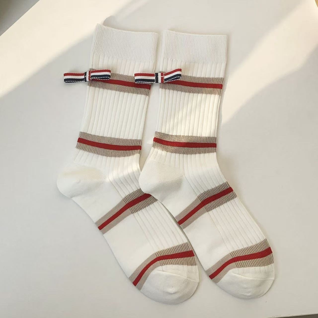Womens Striped Cotton Crew Socks Middle Tube Cotton Socks Trendy Sports Socks